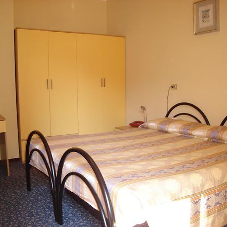 Hotel Spampatti Кастьоне-делла-Презолана Екстер'єр фото