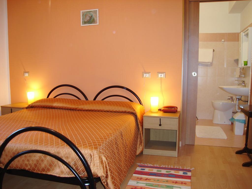 Hotel Spampatti Кастьоне-делла-Презолана Екстер'єр фото